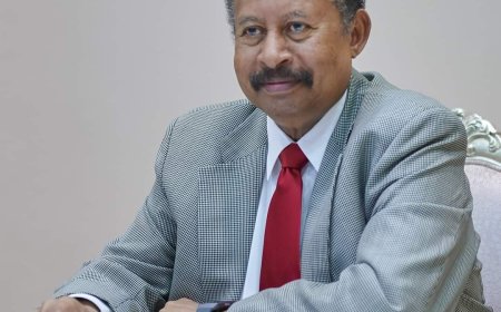 حمدوك: لا توجد حكومة شرعية في السودان