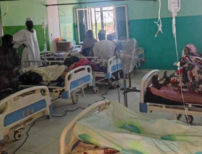 فايننشال تايمز تسلط الضوء على أوضاع الأطباء في حرب السودان المنسية