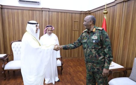البرهان يتلقى دعوة لزيارة الكويت