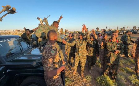 البرهان ينفقد منطقة الكدرو العسكرية