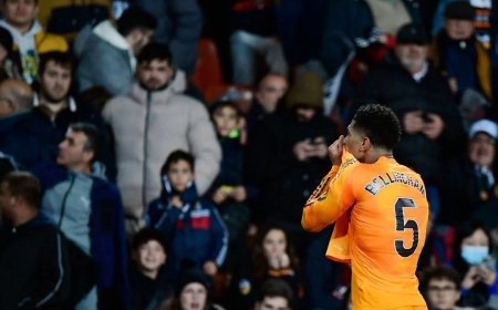 ريال مدريد يقتنص فوزاً ثميناً من أرض فالنسيا