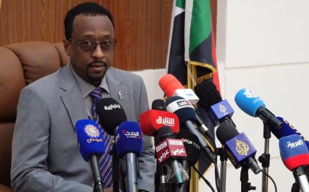 الإعيسر: الحكومة مهتمة بقضايا وهموم الاعلاميين