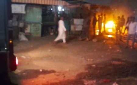 حريق يلتهم محلات تجارية بسوق صابرين في الخرطوم