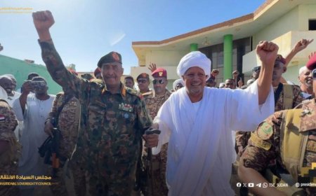 البرهان يزور مسيد الشيخ الكباشي في بحري