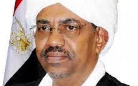 الجنائية الدولية تطالب الحكومة بتسليم البشير