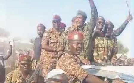 البرهان في أم روابة.. والاعيسر يصف الزيارة بأنها تعكس مكانة كردفان في قلوب السودانيين