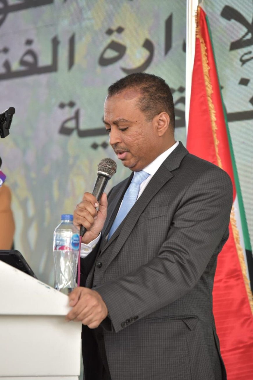 نجل الميرغني يدفع بطلب عاجل لرئيس الوزراء