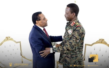 تفاصيل لقاء كباشي برئيس مجلس الوزراء