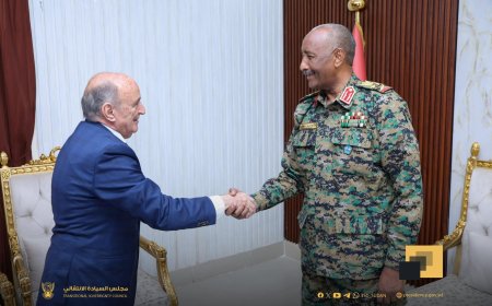 تفاصيل لقاء البرهان بممثل الاتحاد الأفريقي بالسودان