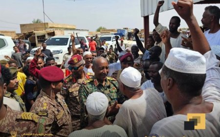 البرهان يتجول في شوارع الحاج يوسف