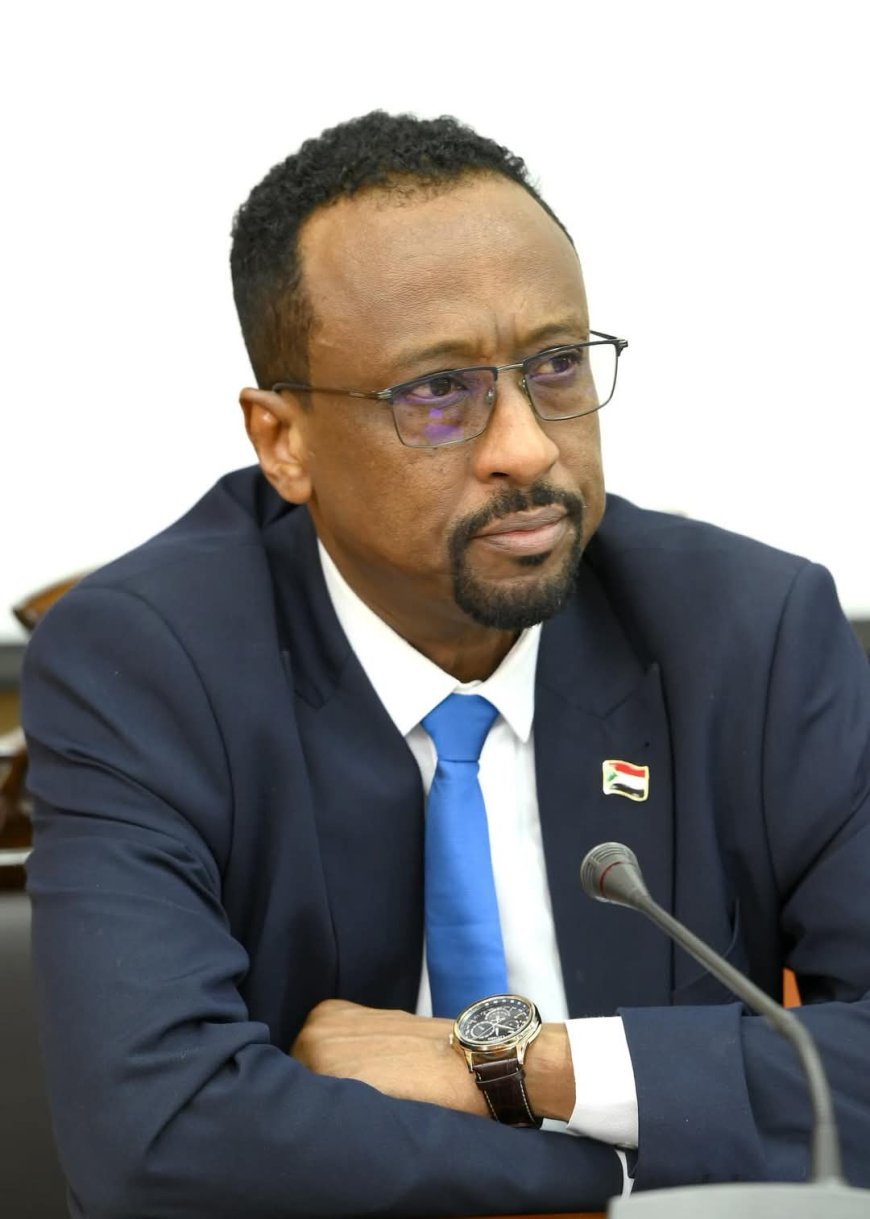 تعرف على أول تصريح للإعيسر عقب تعينه وزيراً للإعلام