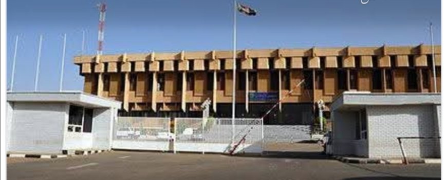 مشاورات سياسية لتشكيل البرلمان الانتقالي..