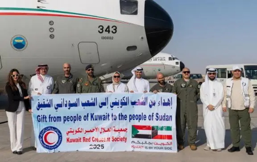 تحمل 40 طناً من مواد الإغاثة.. طائرة مساعدات كويتية تصل السودان