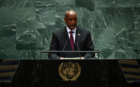 بحثا مقترحاً أميركياً لوقف الحرب.. البرهان يلتقي مستشار ترامب