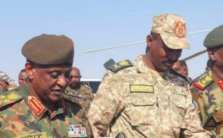 العطا يتفقد الخطوط الأمامية بكردفان