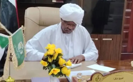 إقالة مسؤولين في حكومة القضارف