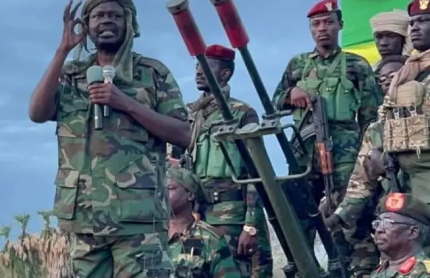 مناوي ل( آل دقلو): سنكسر حصار الفاشر وسوف تهربون إلى المنافي والشتات