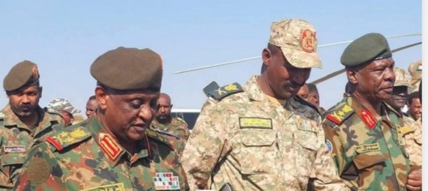 العطا يتفقد الخطوط الأمامية بكردفان