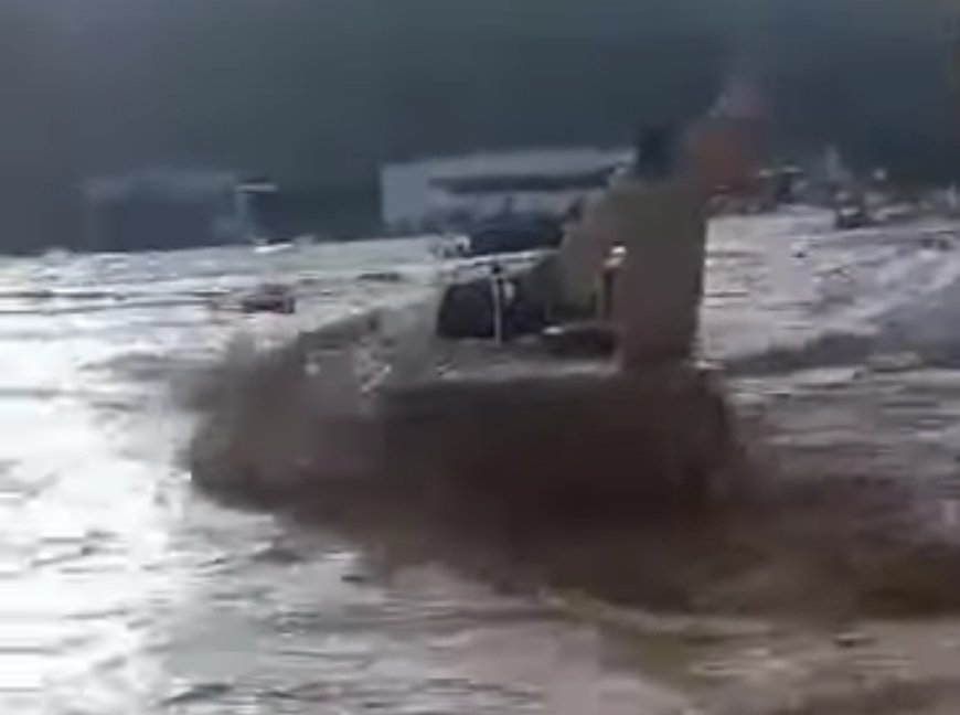 جرفت السيول سيارتهم.. مصرع 10 أشخاص غرقاً في نيالا