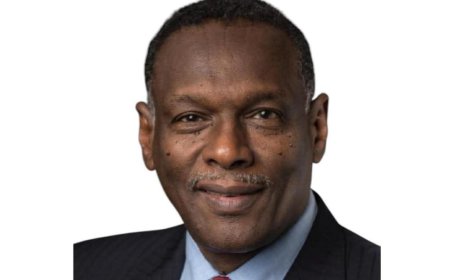 إستقالة وزير الدولة بالخارجية