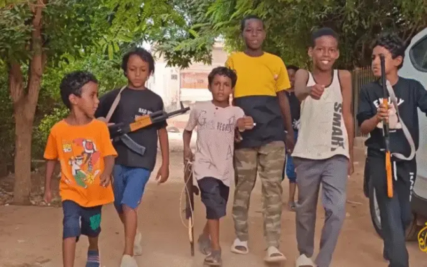 الأطفال في السودان يخوضون حروباً افتراضية