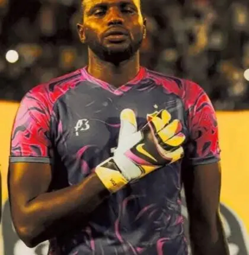 يعتبر من أشهر الانتقالات من الأحمر للأزرق... محمد المصطفي ينضم لصفوف الهلال