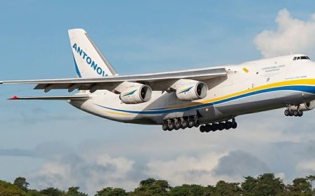 طائرة شحن إماراتية عملاقة تهبط في قاعدة عسكرية بتشاد