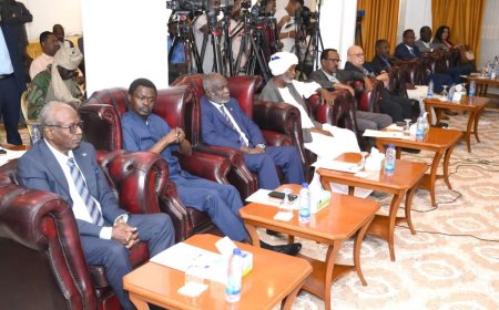 الكتلة الديمقراطية تبدأ مشاورات سياسية ببورتسودان