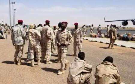 المليشيا تغلق موقف مواصلات بالجنينة منعاً لهروب أفرادها إلى تشاد