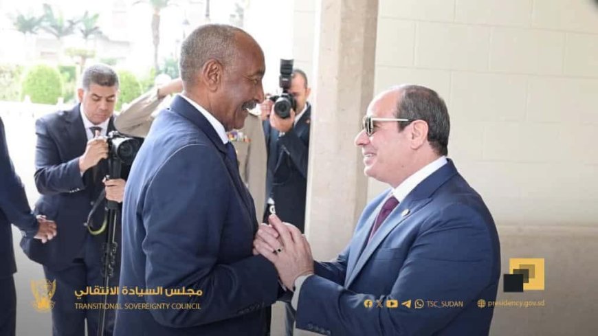 البرهان يصل مصر وينخرط في مباحثات مع السيسي بقصر الاتحادية