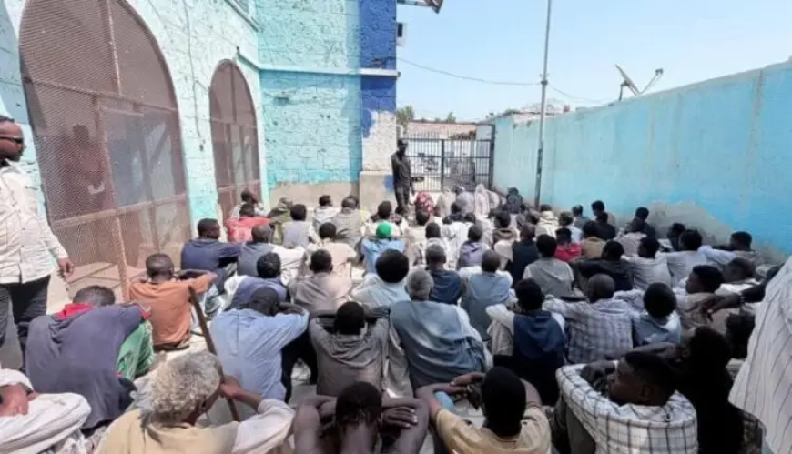 مداهمة أكبر وكر للدعارة والميسر والخمور في بورتسودان