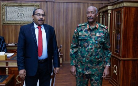 البرهان كشف عن لقاء جمعهم بقيادات أبوظبي...حسن إسماعيل يكشف ما دار بينه وقائد الجيش 