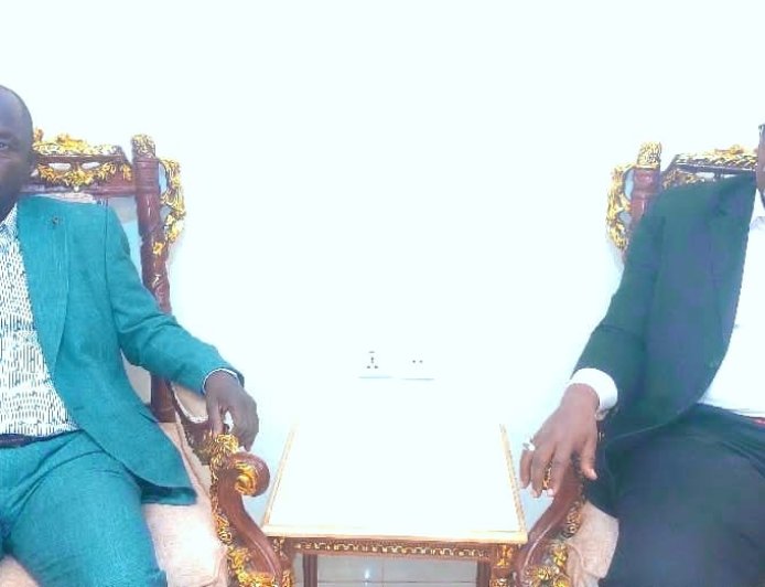 والي شرق دارفور يبحث مع والي نهرالنيل ترتيبات استضافة طلاب الشهادة السودانية بنهر النيل