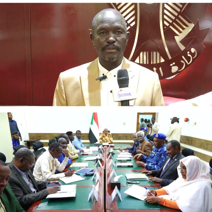 والي شرق دارفور يستعرض موقف الطلاب المُمتحنين أمام إجتماع اللجنة العليا لامتحانات الشهادة السودانية