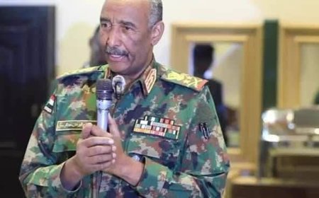 البرهان: لن نسمح لأي مجموعة بالتحدث بإسم الجيش أو الدولة السودانية