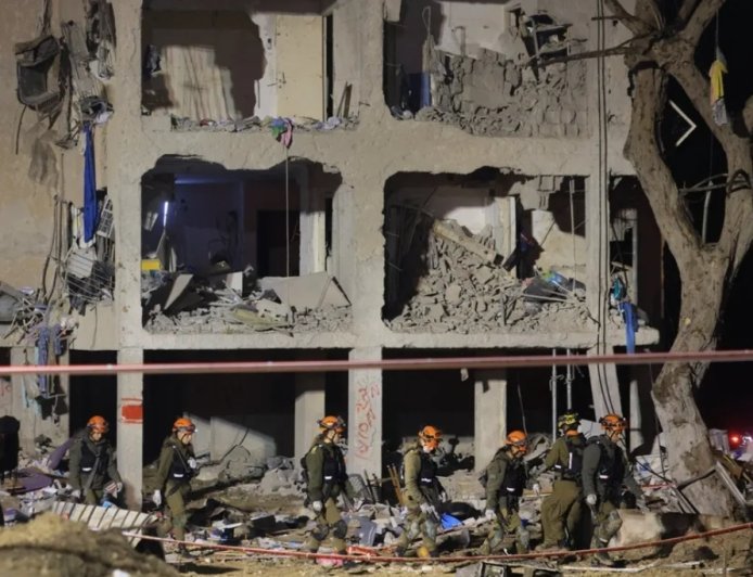 أكثر من 175 مصاباً في هجمات صاروخية إيرانية على إسرائيل