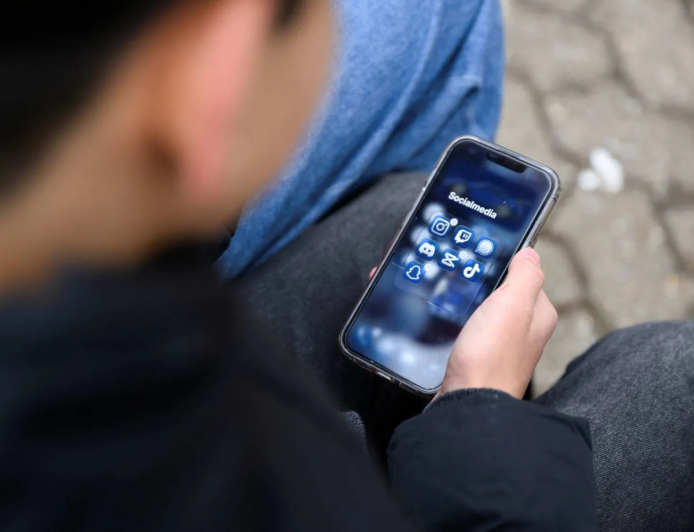 النمسا تعتزم حظر استخدام وسائل التواصل الاجتماعي للأطفال تحت سن 14 عاماً