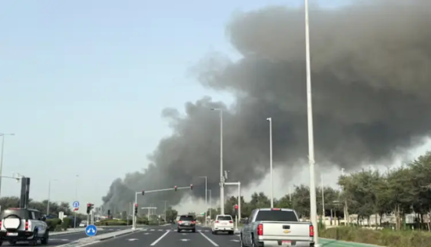 عقب إستهداف منظومة “ثاد” بالأمارات ...سكان دبي يتلقون رسائل عاجلة في الهواتف 