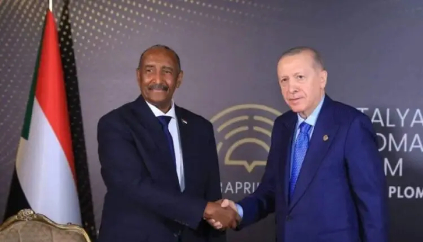 البرهان يجري اتصالاً هاتفياً مع أردوغان 