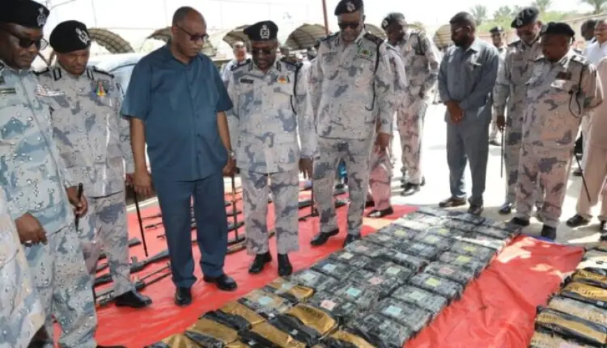 إحباط تهريب كميات ضخمة من المخدرات والأسلحة بالبحر الأحمر