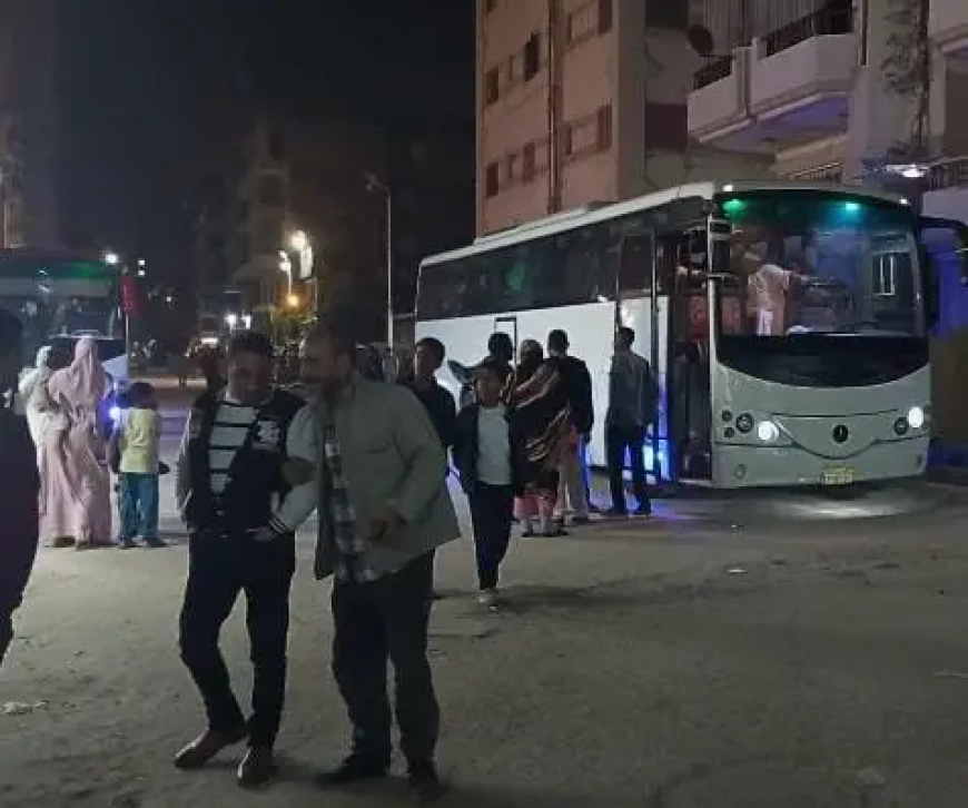 طرح مناقصة عامة لشركات النقل لتفويج السودانيين من مصر 