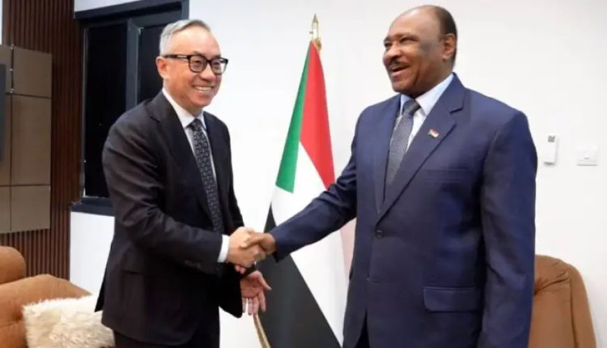 وزير الخارجية "لمبعوث أممي":المجتمع الدولي عجز عن إتخاذ إجراءات صارمة تجاه الدول الداعمة للمليشيا 