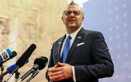 مستشار ترامب: لا ننحاز لأحد في حرب السودان 