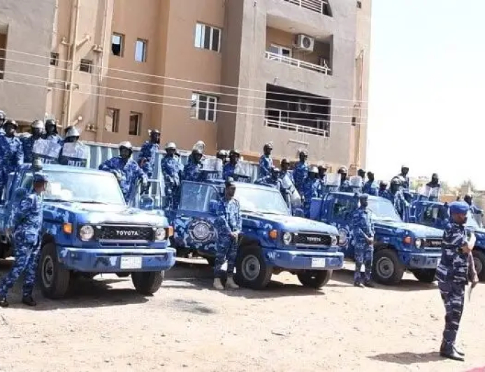 الحكومة: تشكيل "قوة ضاربة" لقطع دابر تهريب الذهب