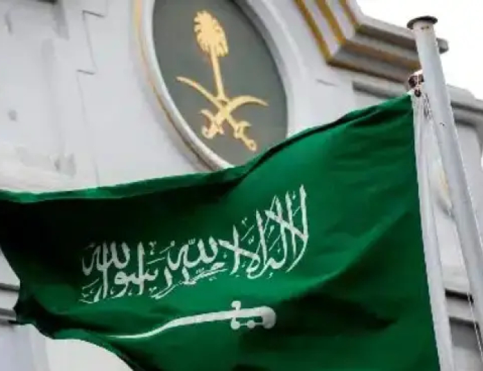 السعودية: توقف العمليات التشغيلية في منشآت طاقة عقب استهدافها 