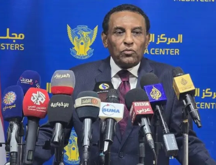 رئيس الوزراء : مؤتمر برلين لا يعنينا