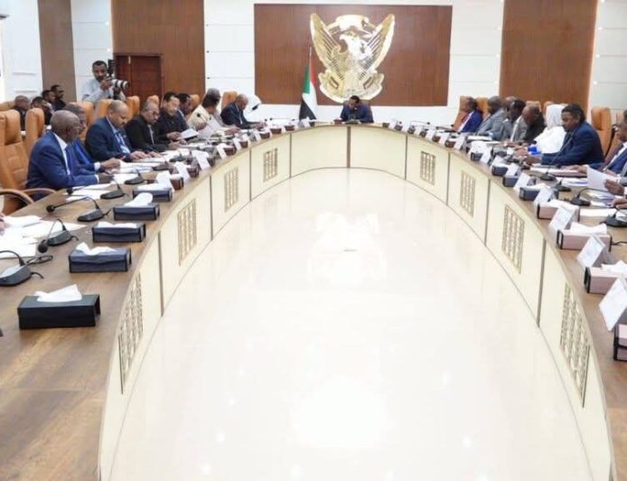 إجتماعات مغلقة لتقييم أداء وزراء حكومة الأمل 