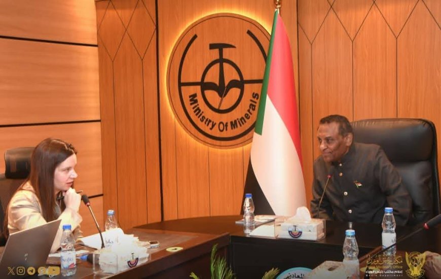 حول مجريات الأوضاع بالبلاد.. تنوير من رئيس الوزراء لعدد من الصحفيين الأجانب   