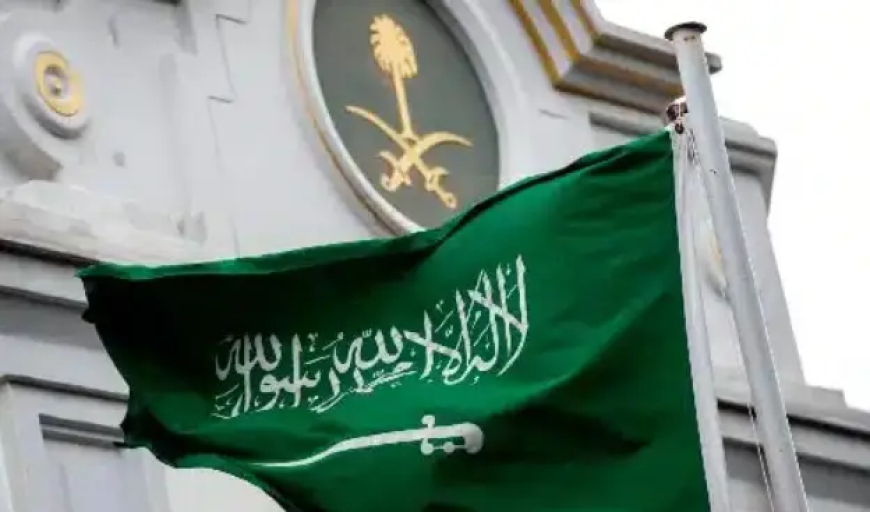 السعودية: توقف العمليات التشغيلية في منشآت طاقة عقب استهدافها 