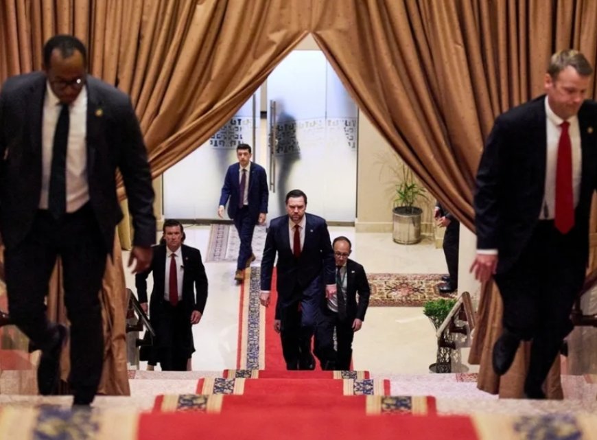 بسبب غياب الرد الإيراني...واشنطن تعلّق زيارة نائب ترامب إلى إسلام آباد 